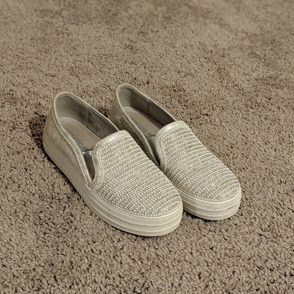 sketchers with bling